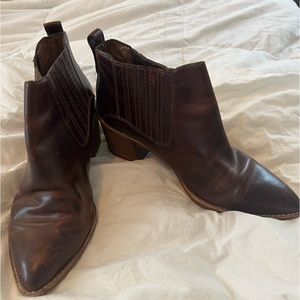 Madewell Bonham Chelsea Boot (brown leather) Size 8.5